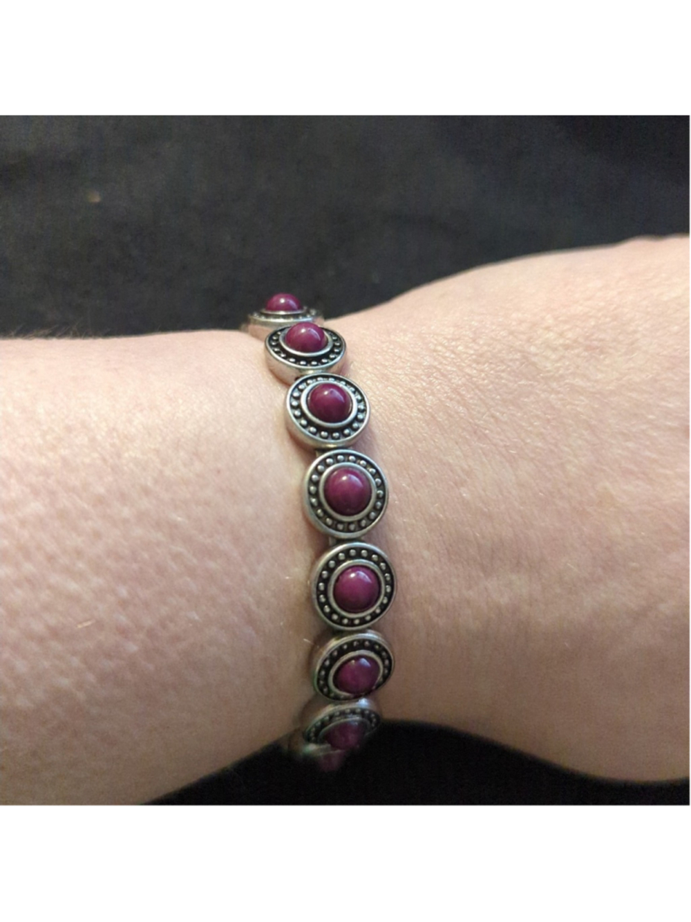 Silver Tone Purple Cabochon Stretchy Elastic Statement Bracelet